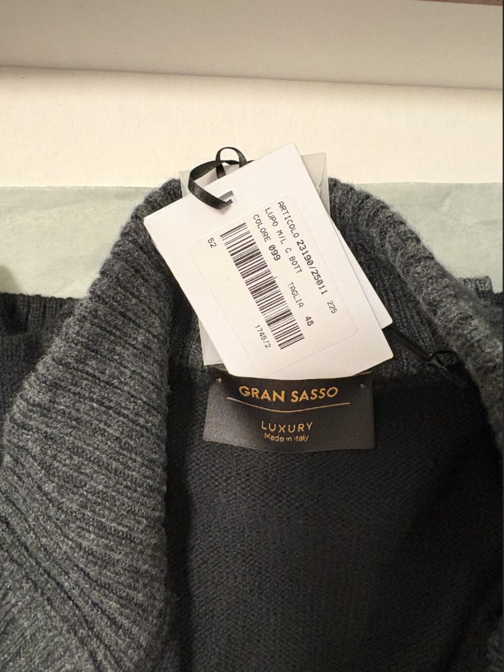 Gran Sasso 4-Button Super Geelong Merino Wool Sweater (Size 48 Medium) NWT